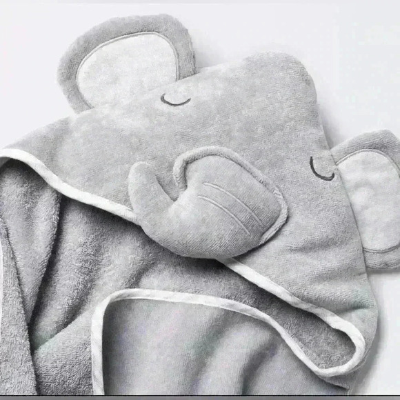 New Cloud Island Elephant Hooded Infant Bath Towel Gray 30"x30" Terry Cotton - Picture 1 of 2